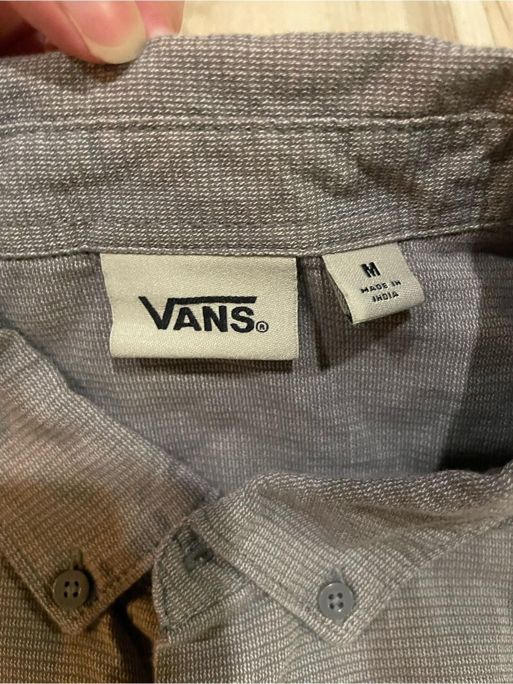 VANS Men's medium Short Sleeve Button Front Shirt Gray Pink - Picture 3 of 9